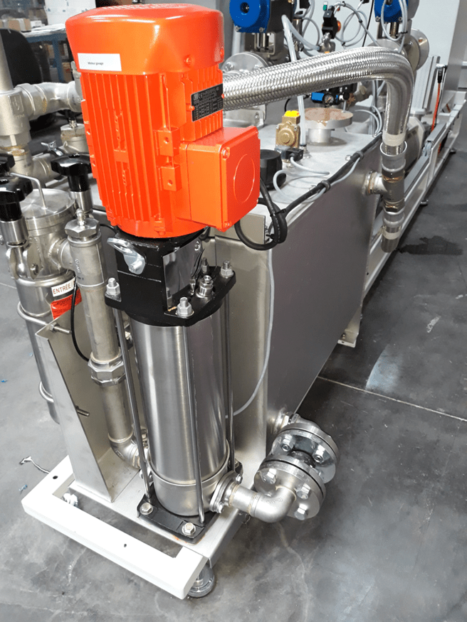 banc-piston hydraulique à eau